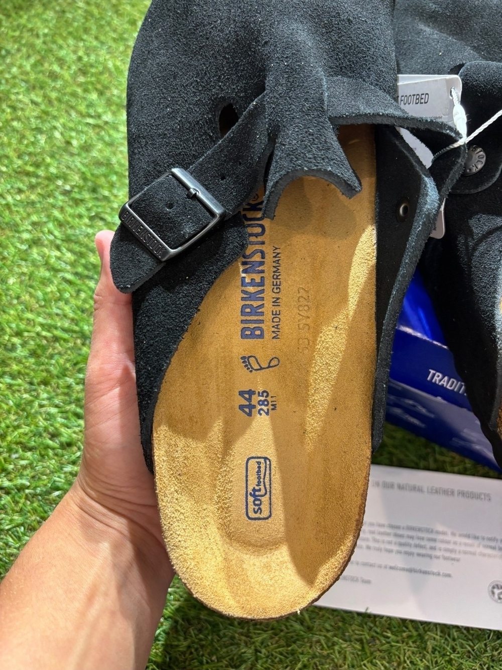 Birkenstock Boston Black Suede Clogs New In BOX - Picture 9 of 9
